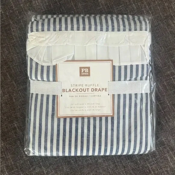 Pottery Barn teen single blue white ruffle drape - Picture 1 of 1